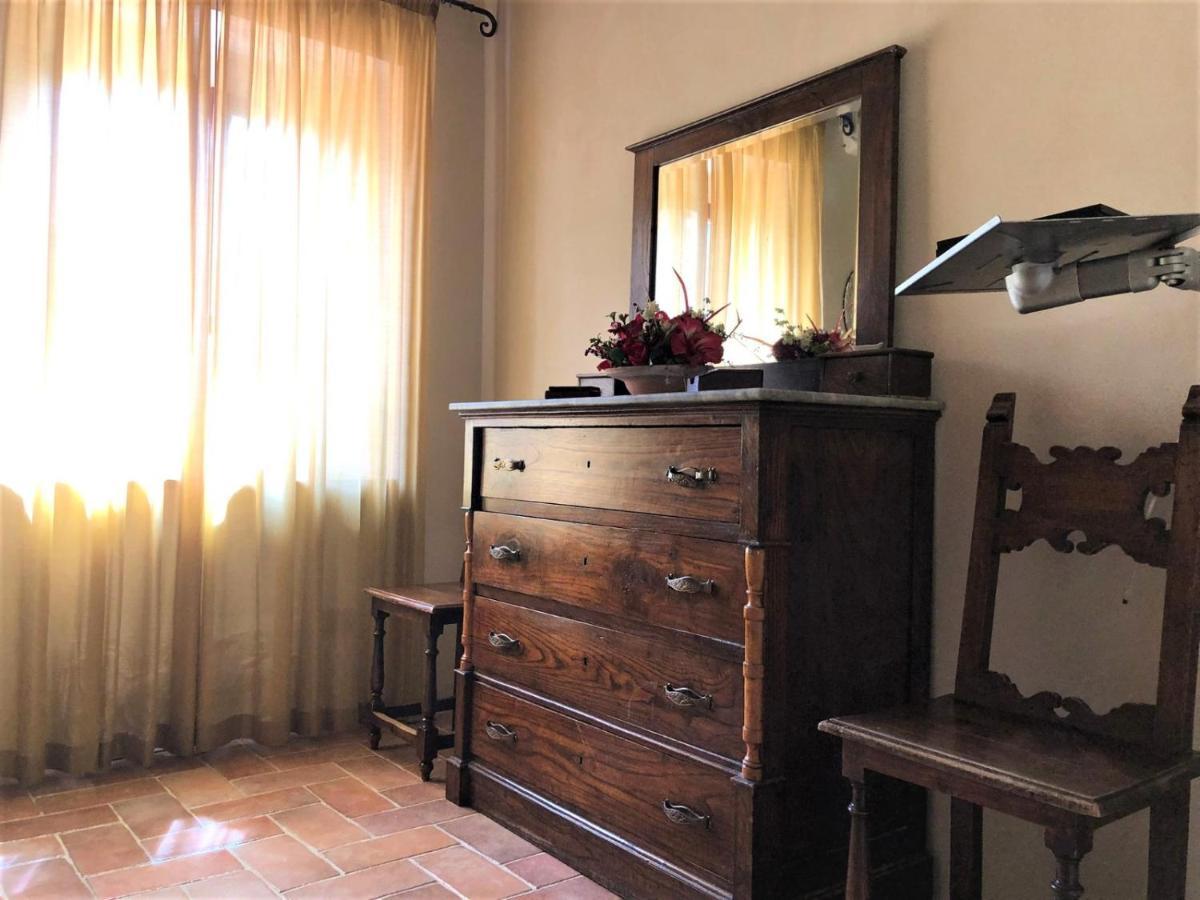 Borgo Romena Hotel Пратовекио Екстериор снимка